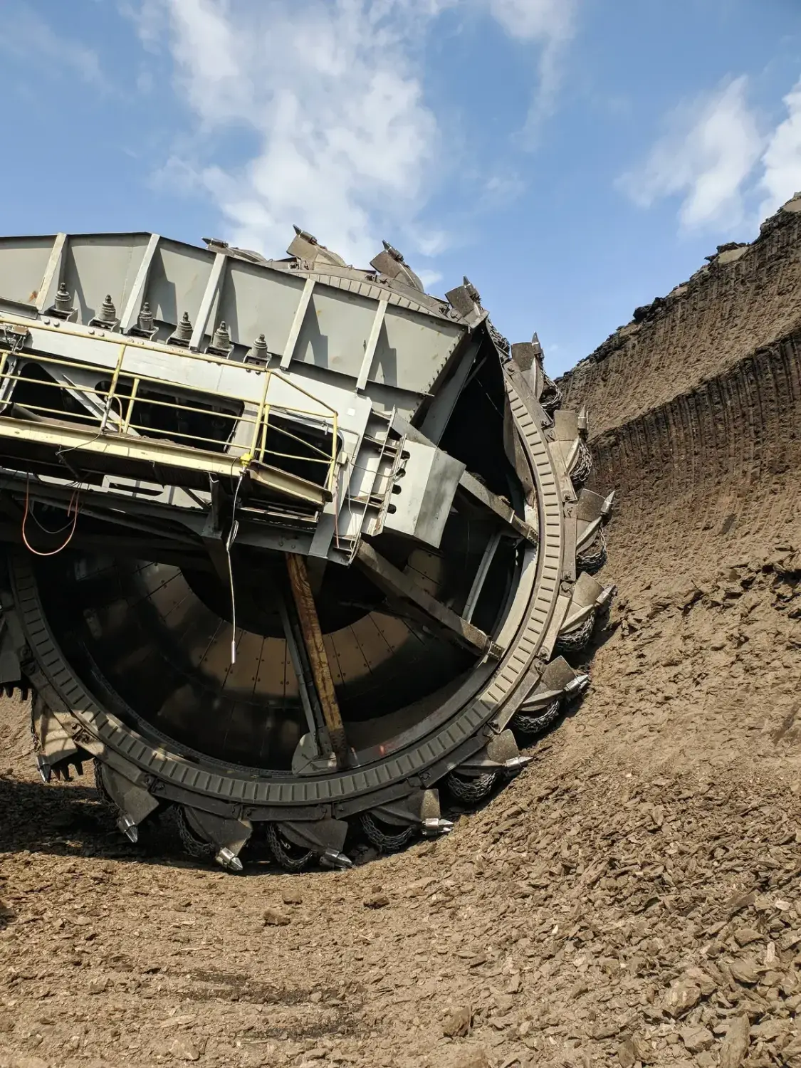 Schaufelradbagger – Konsumgüterindustrie
